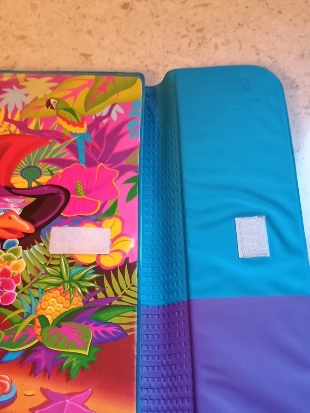 Vintage 1990s Lisa Frank Tropical Penguin 3 Ring Trapper Keeper W/ 3 Folders - Picture 7 of 16
